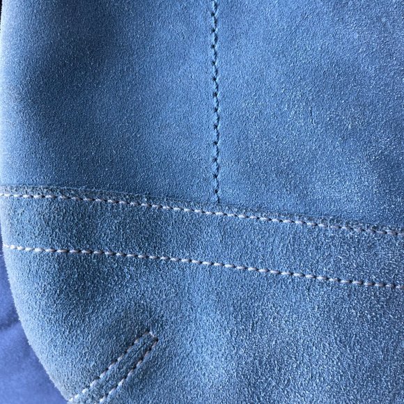 Vintage Coach Blue Suede Leather Crossbody Bag Purse Zip Top #G04S-1419 - Picture 2 of 9